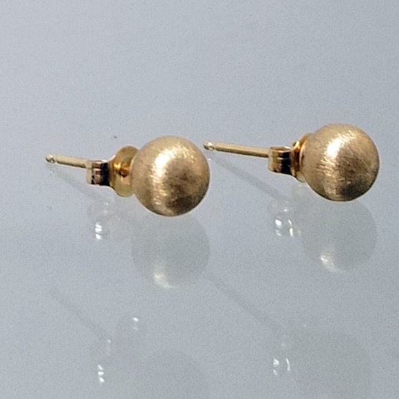 ๐โฃ๏ธHOST PIC Solid GOLD๐GOLD BAUBLES  14k GOLD Satin Ball tiny post - Picture 4 of 6